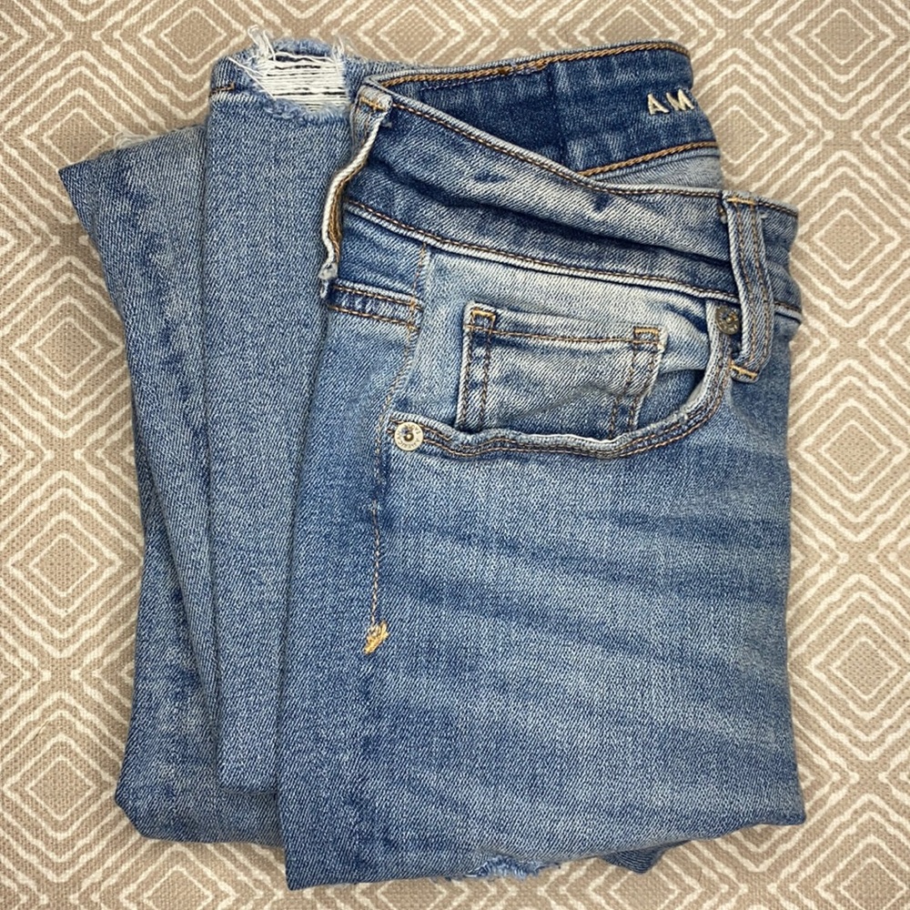 *reserved* 2/$13, 3/$16, 4/$20 American Eagle Super Stretch Ripped Jeans